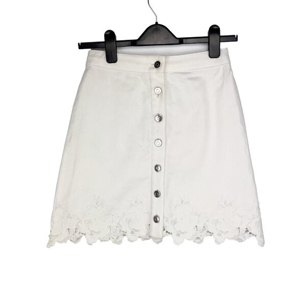 CLUB MONACO Vidya Denim Feminine White Floral Hem Retro-buttons Skirt Size 00 - Picture 3 of 8
